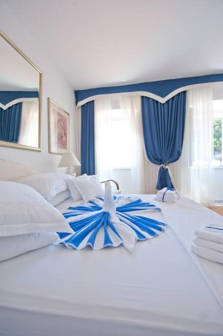 Blue Studio Apartment Next To The Beach Dubrovnik Eksteriør billede
