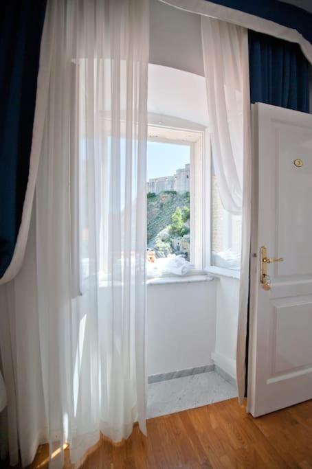 Blue Studio Apartment Next To The Beach Dubrovnik Eksteriør billede